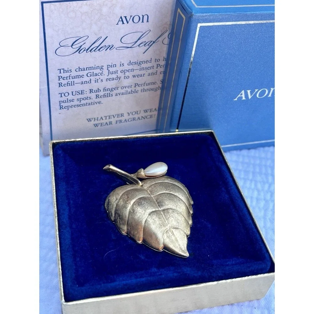 1969 Vintage NIB Mint & Full! Avon Solid Perfume Glace Leaf Faux Pearl Brooch